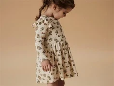 Pige i råhvid kjole fra Lil Atelier med print af citroner 13240292 turtledove